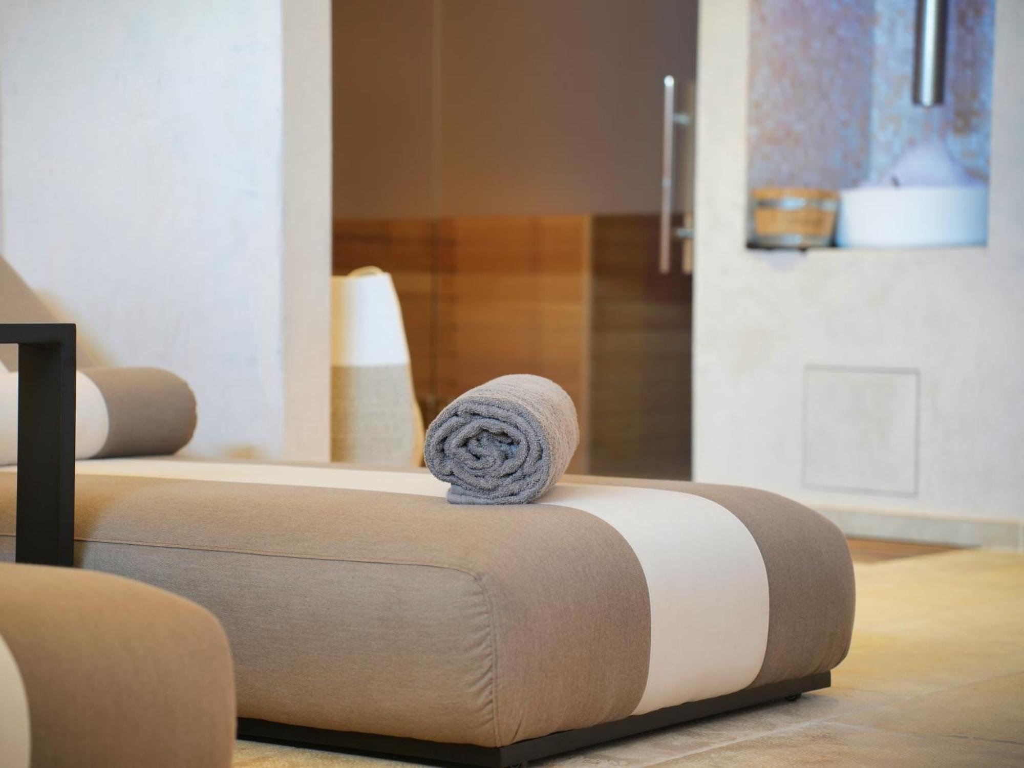 Les Regalia Hotel & Spa Sainte-Lucie de Porto-Vecchio Εξωτερικό φωτογραφία